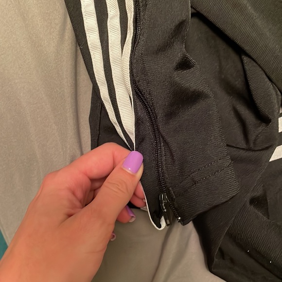 DONATED Adidas’s jogger - Picture 4 of 4